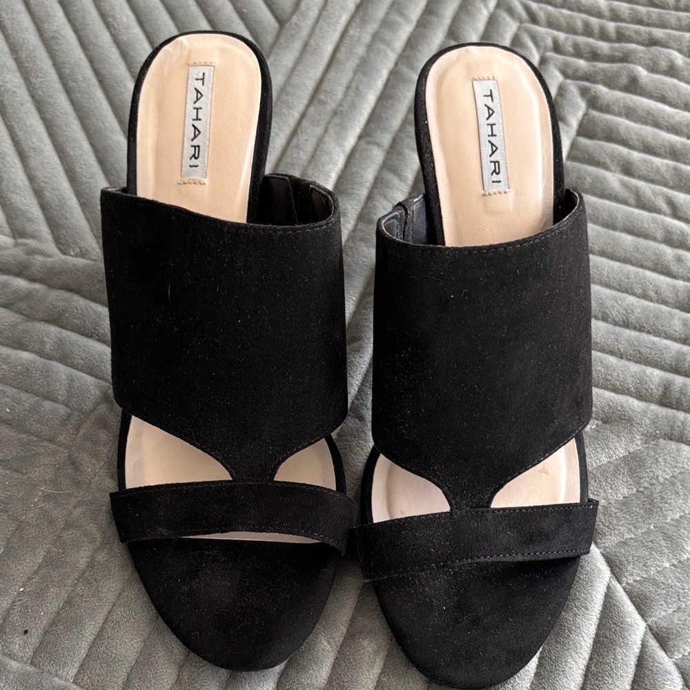 Tahari Women's Black Suede Mules